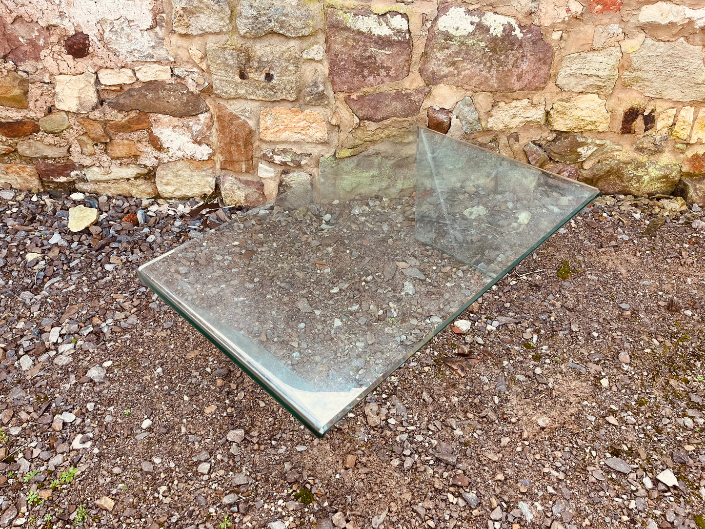 Bent Glass Coffee Table – Large Minimalist Clear Glass Design