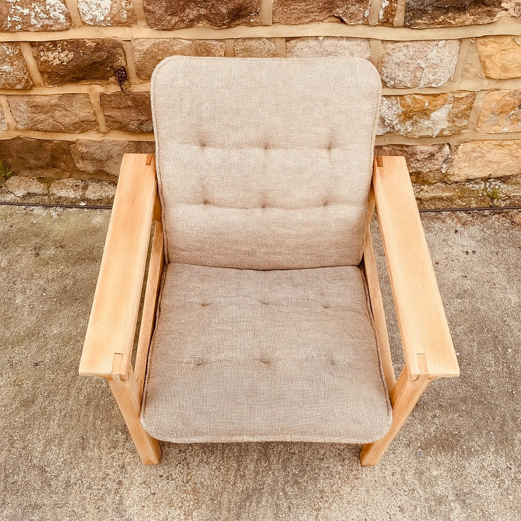 Scandi Solid Oak Armchair – Grey Upholstered Cushions