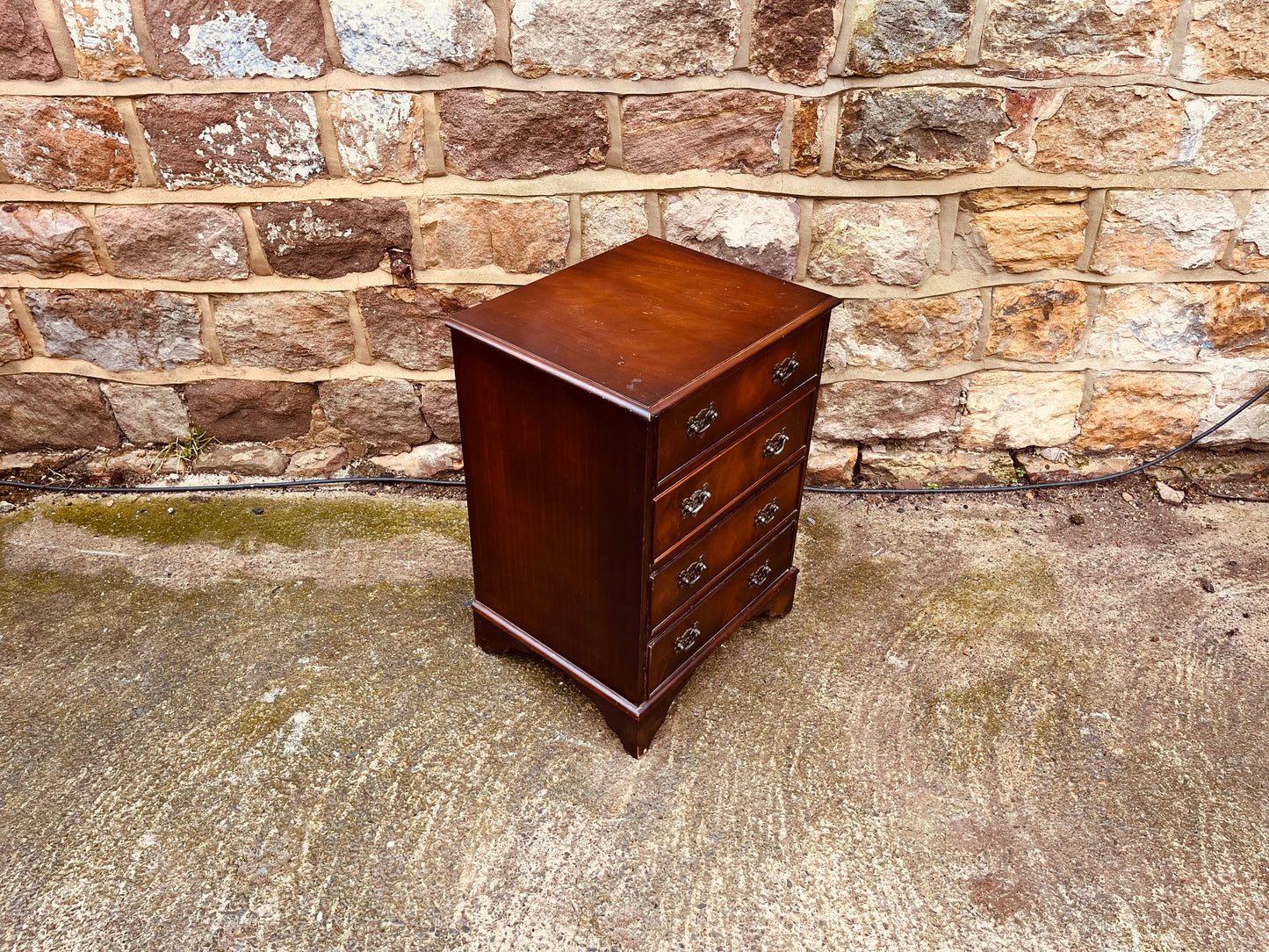 Vintage Mahogany Bedside Chest of Drawers c.1930s–1950s – Georgian Style 4 Drawer Edwardian Revival Chest