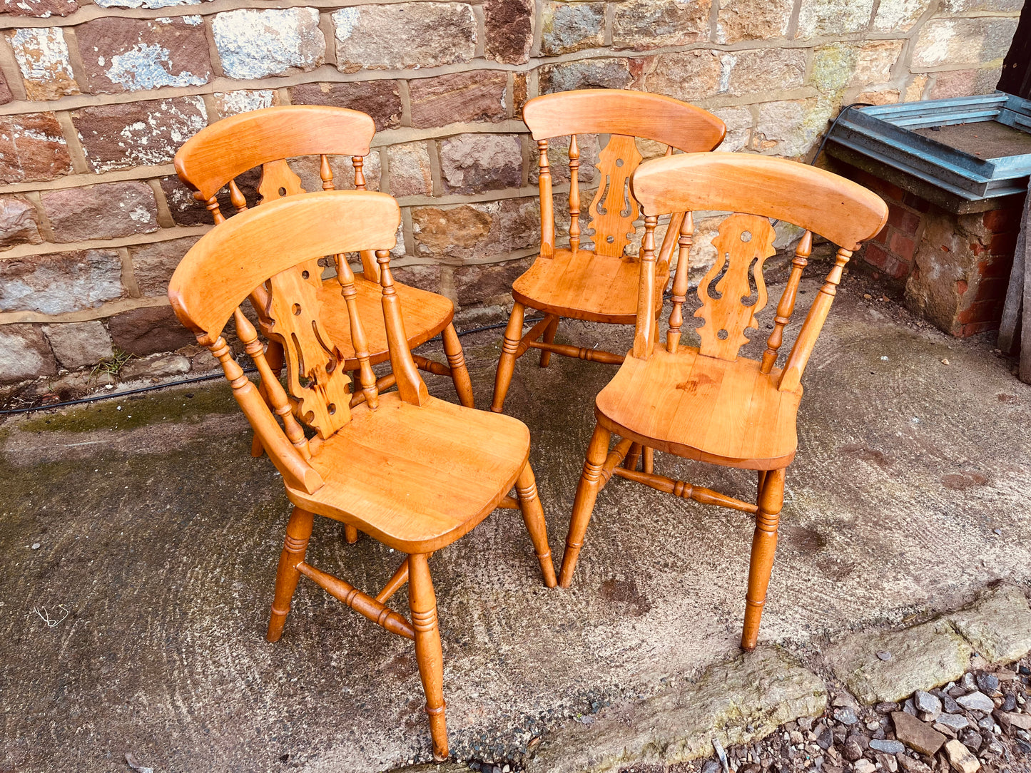 Set of Four Vintage Solid Oak Dining Chairs with Pierced Splat Backs