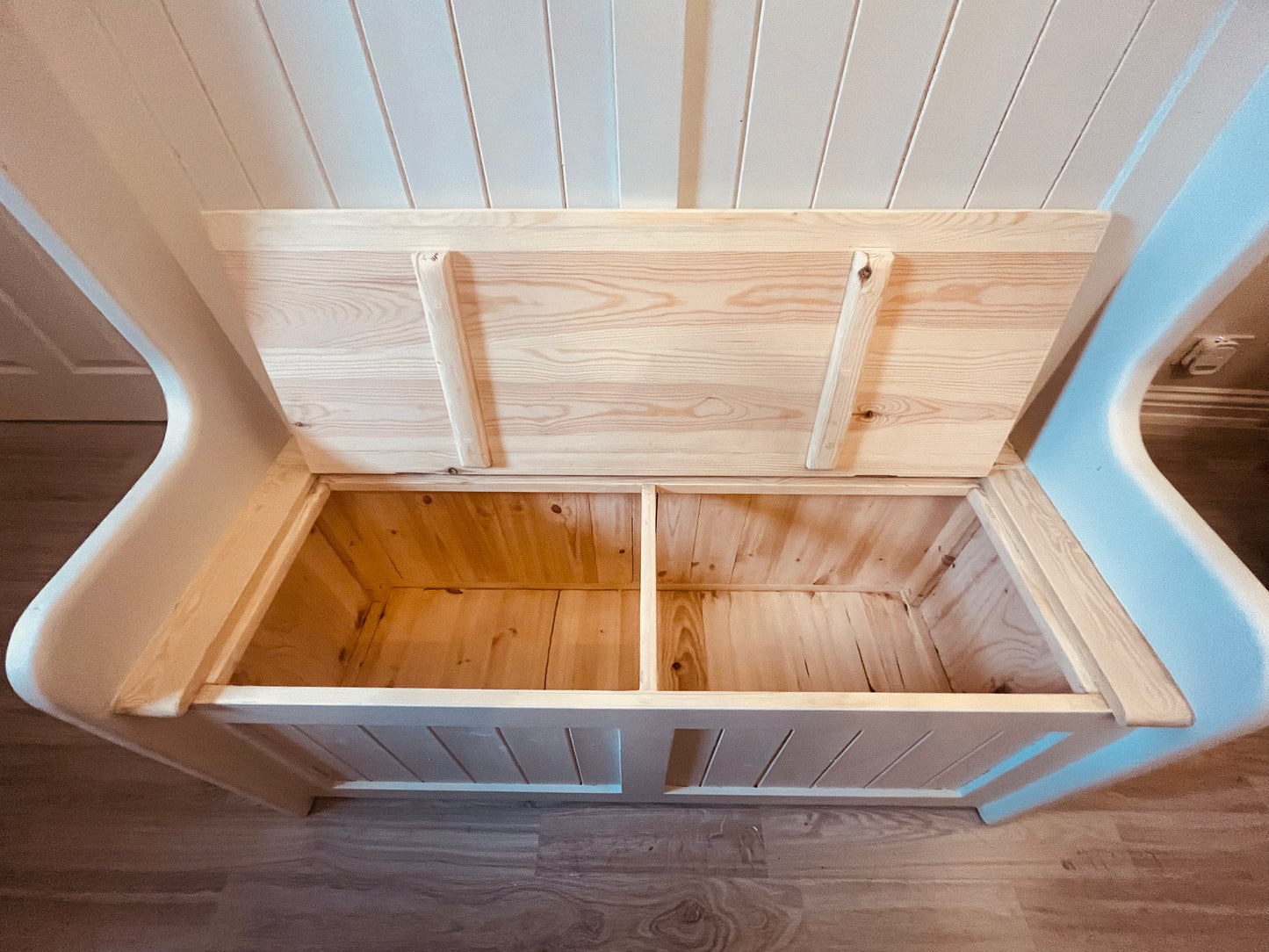 Hand Crafted Pine Monks Bench with Storage – Rustic Farmhouse Hallway & Entryway Seat