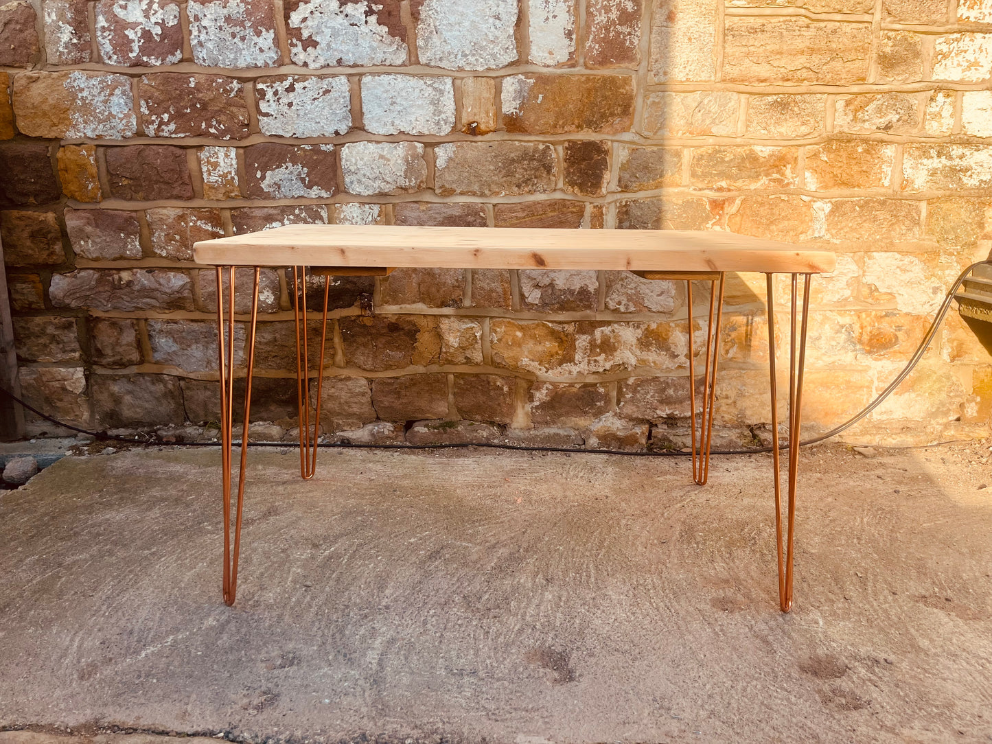 Solid Pine Hairpin Leg Dining Table with Natural Wood Top and Copper Legs (Seats 4–6)