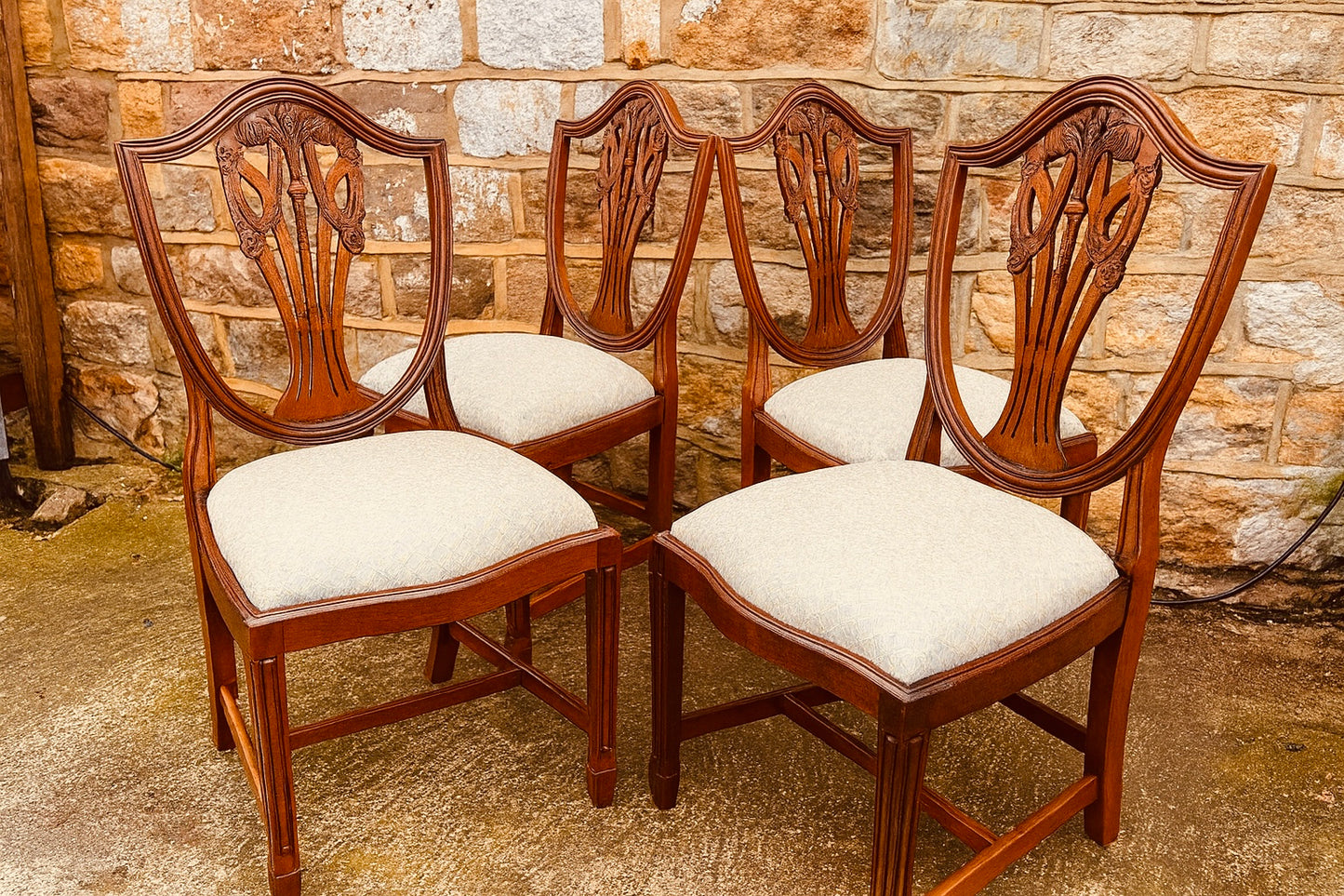 Set of 4 Vintage Shield-Back Mahogany Dining Chairs – Georgian / Hepplewhite Style with Upholstered Seats