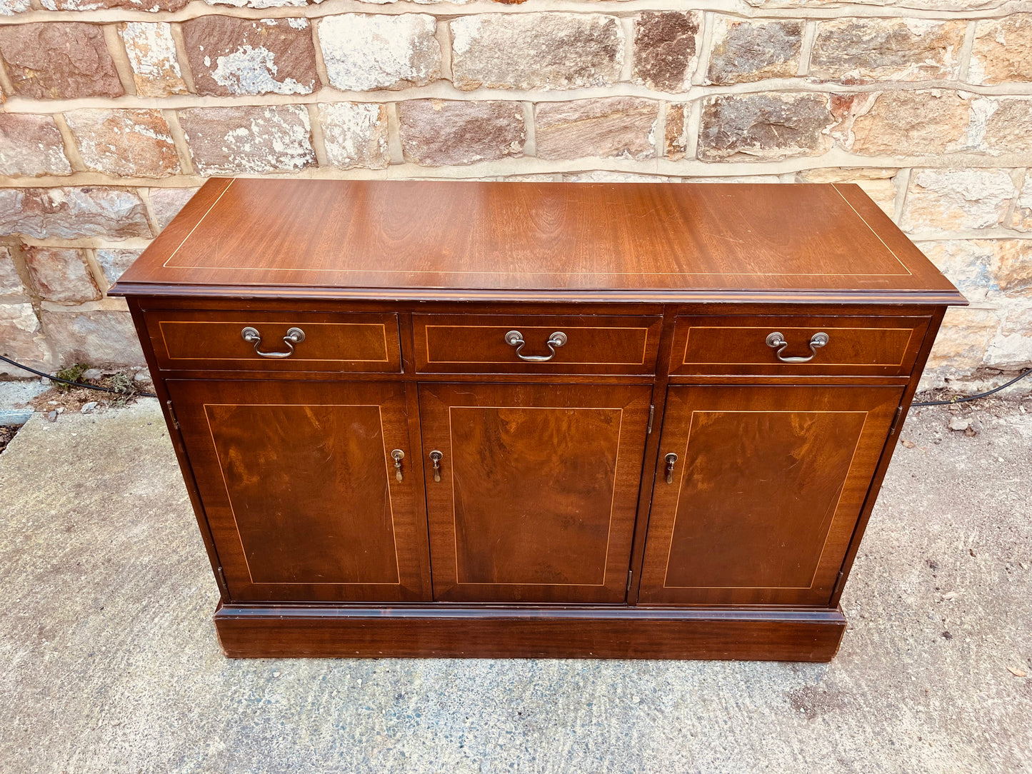 Vintage Mahogany Sideboard with Inlaid Detailing – 3 Drawer, 3 Door Cabinet