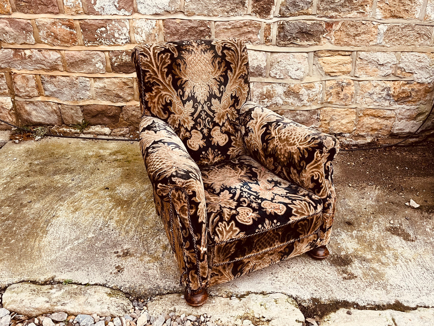Vintage Sofa & Armchair Set – Velvet Damask Upholstery