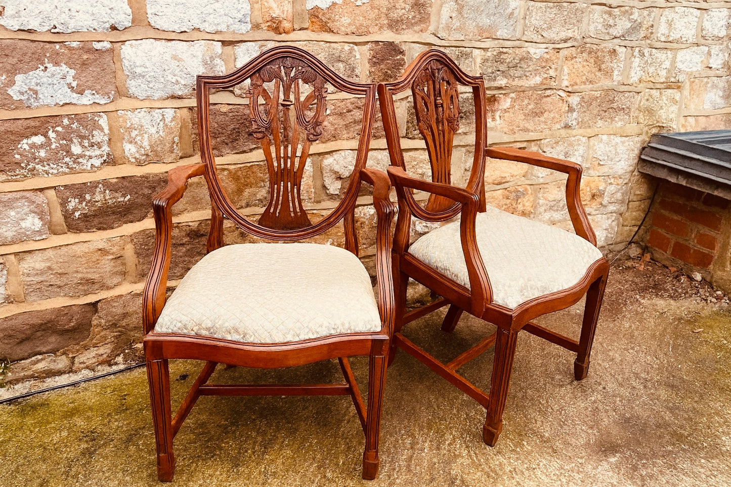 Pair of Antique Shield-Back Mahogany Armchairs – Hepplewhite Style