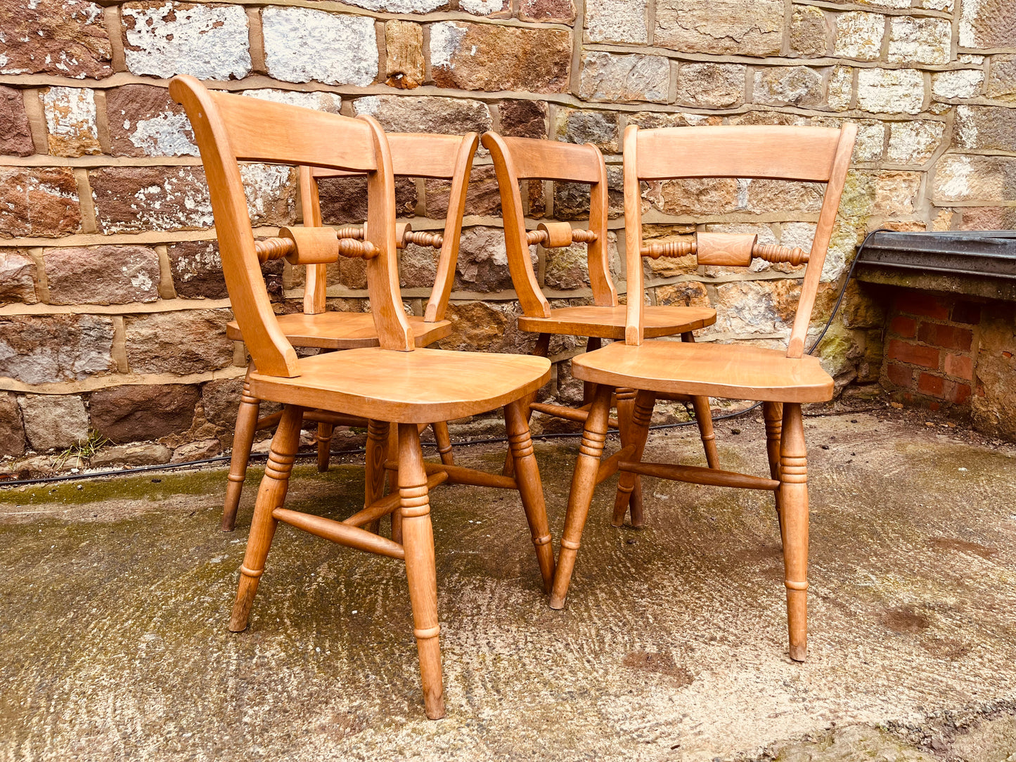 Set of 4 Vintage Elm & Beech Farmhouse Dining Chairs – Chapel Back Country Kitchen Seating