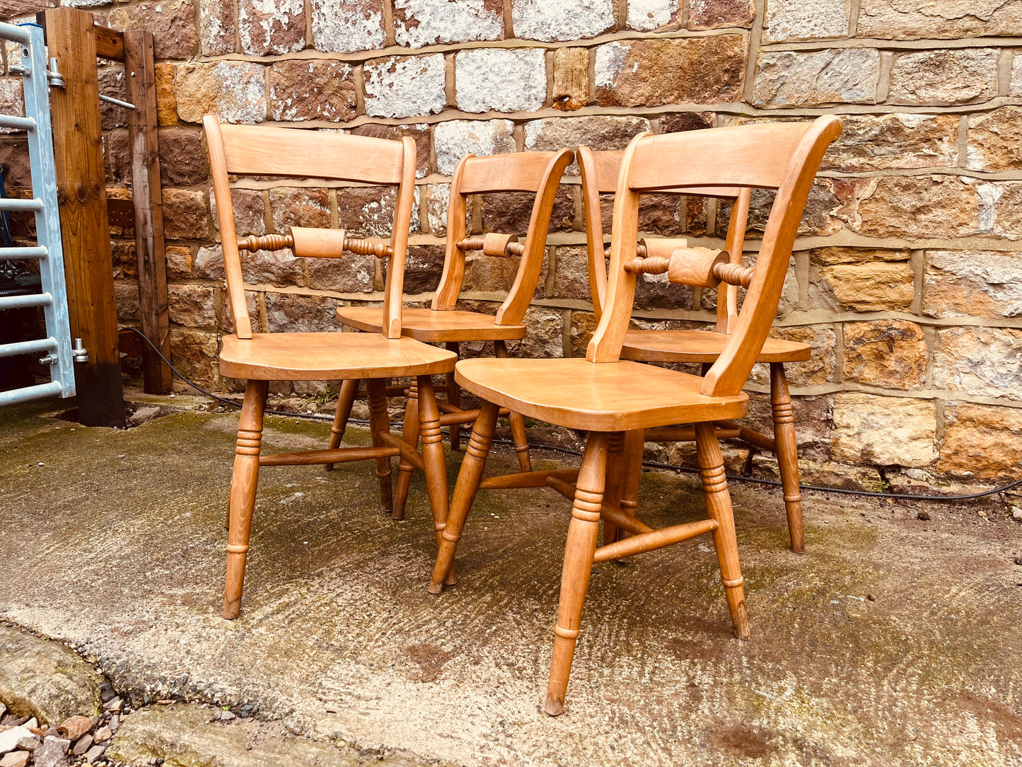 Set of 4 Vintage Elm & Beech Farmhouse Dining Chairs – Chapel Back Country Kitchen Seating