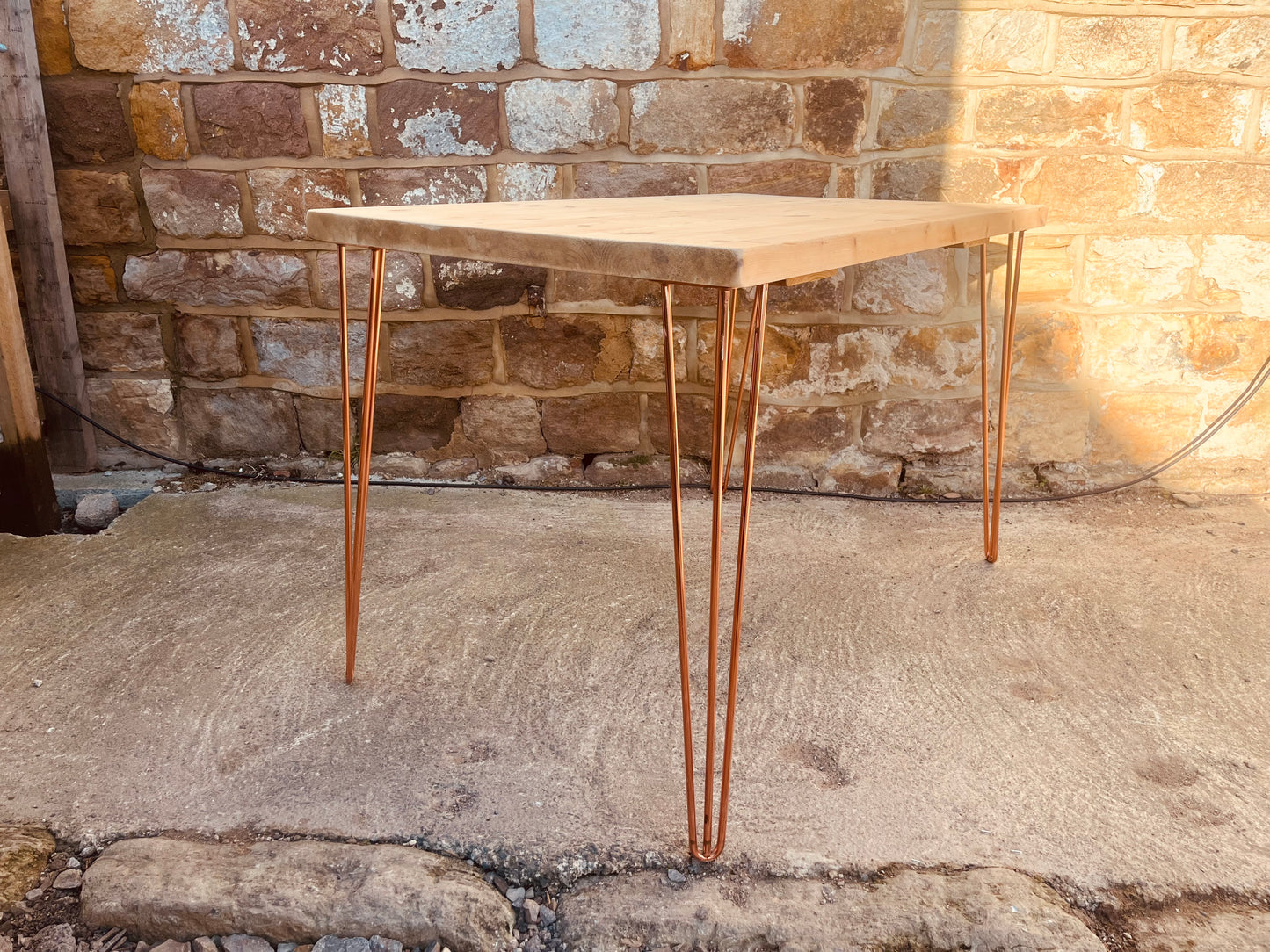 Solid Pine Hairpin Leg Dining Table with Natural Wood Top and Copper Legs (Seats 4–6)