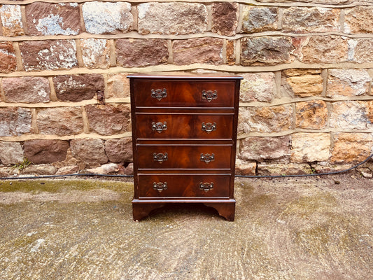 Vintage Mahogany Bedside Chest of Drawers c.1930s–1950s – Georgian Style 4 Drawer Edwardian Revival Chest