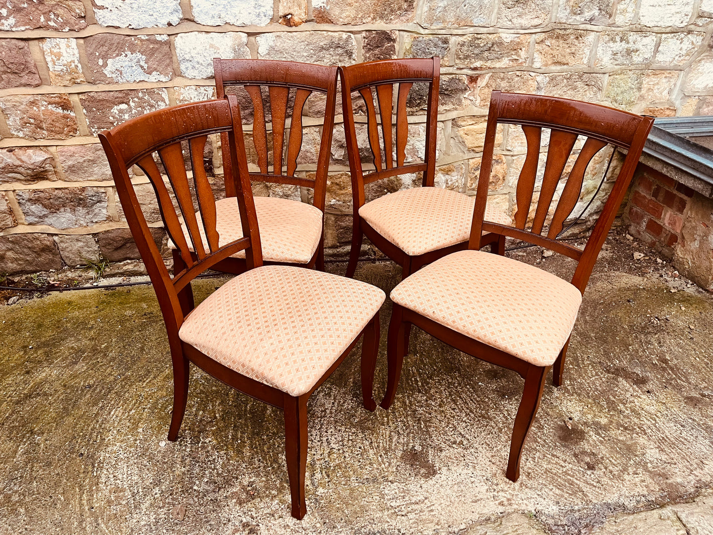 Set of 4 Vintage Dining Chairs – Upholstered Seats & Curved Back – Solid Wood Kitchen Chairs