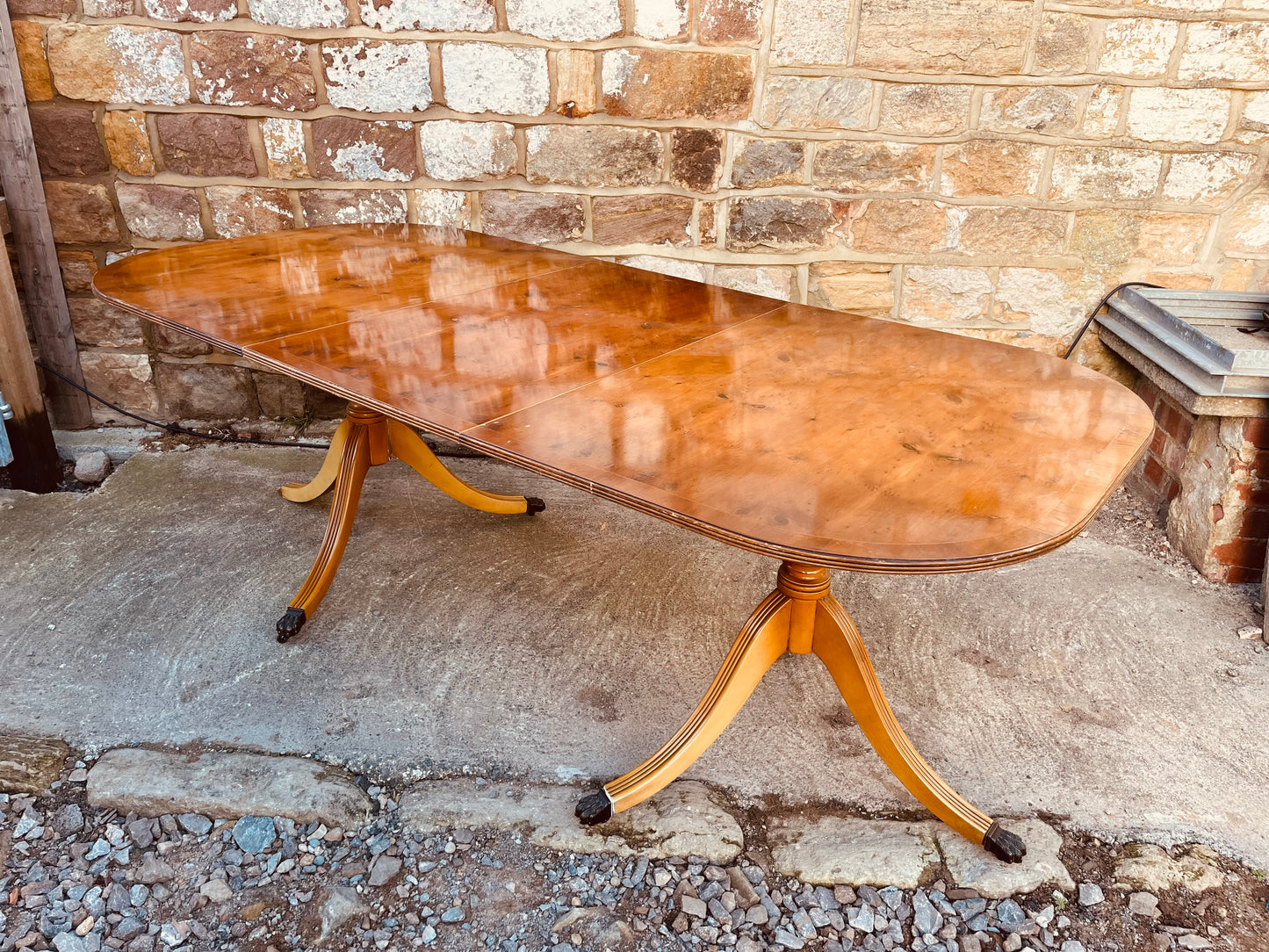 Vintage Twin Pedestal Dining Table – Elegant Mid-Century English Design (Seats 6–8)