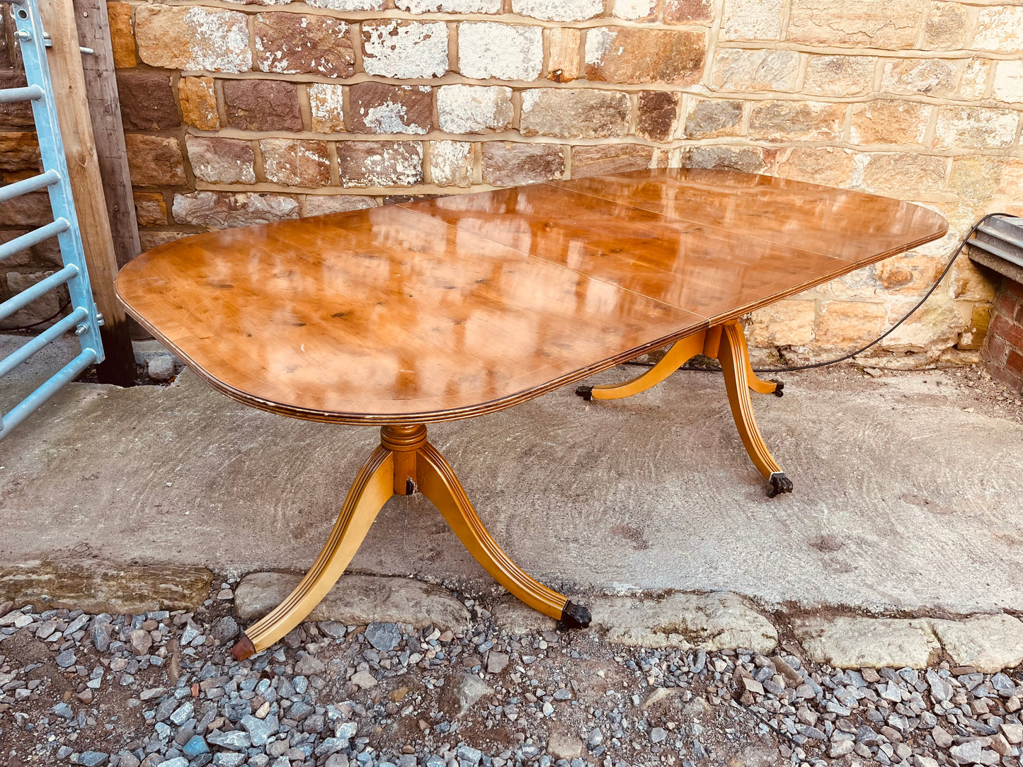 Vintage Twin Pedestal Dining Table – Elegant Mid-Century English Design (Seats 6–8)