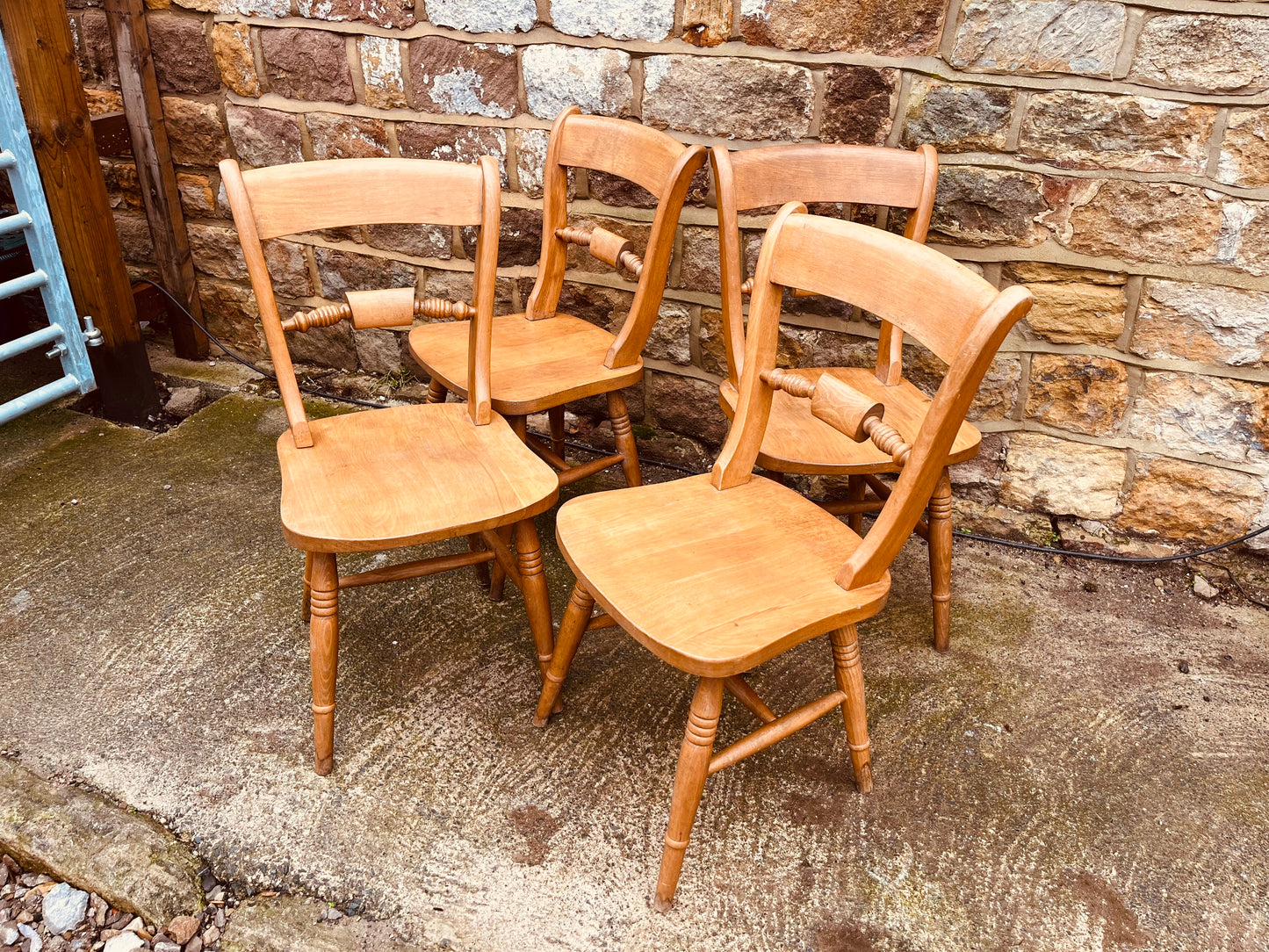 Set of 4 Vintage Elm & Beech Farmhouse Dining Chairs – Chapel Back Country Kitchen Seating